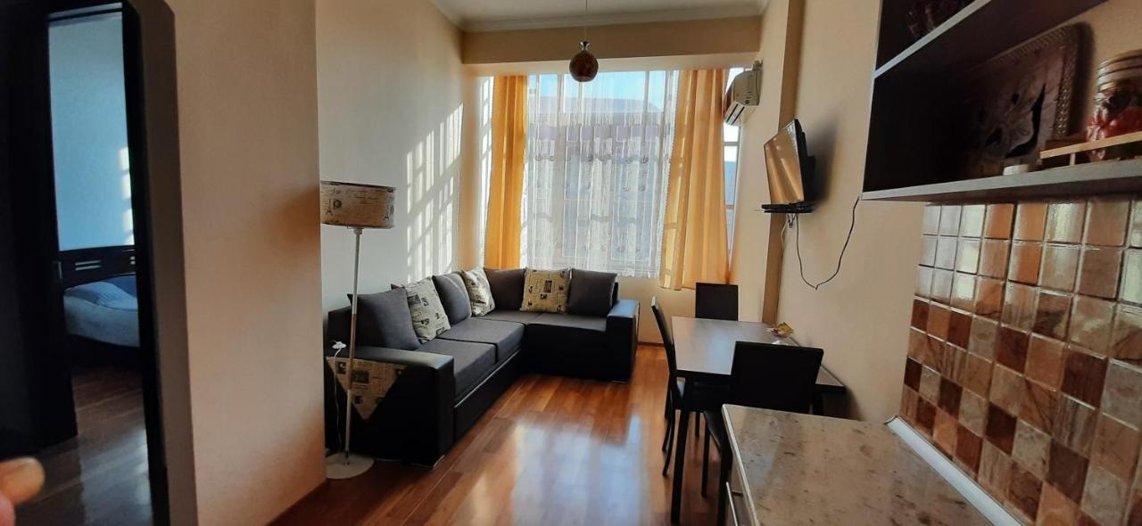Apartment On Aleksandr Pushkin Street Tiflis Exterior foto